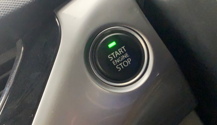 2018 Tata NEXON XZA PLUS DIESEL, Diesel, Automatic, 1,35,486 km, Keyless Start/ Stop Button