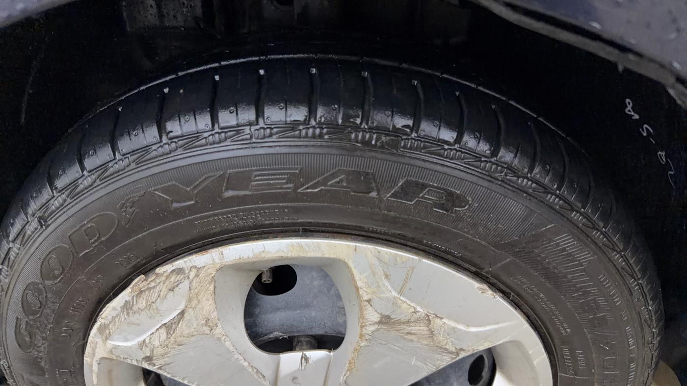 2022 Tata TIGOR XM CNG, CNG, Manual, 68,693 km, Left Front Tyre Tread