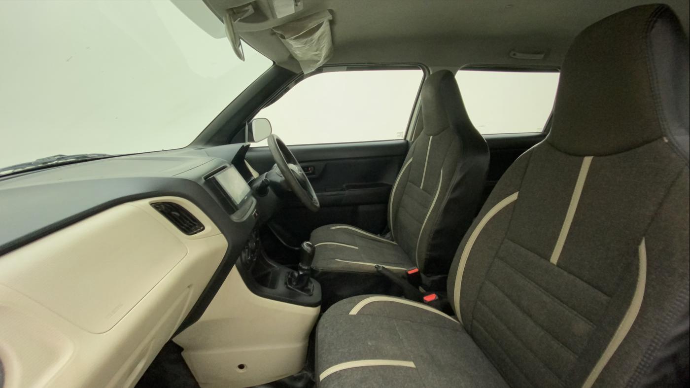 2019 Maruti New Wagon-R LXI CNG (O) 1.0, CNG, Manual, 75,769 km, Right Side Front Door Cabin