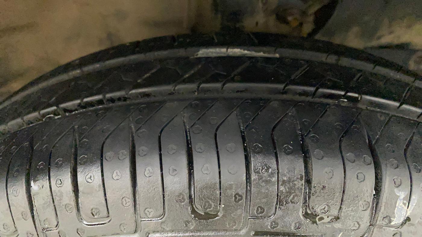 2019 Maruti New Wagon-R LXI CNG (O) 1.0, CNG, Manual, 75,769 km, Right Front Tyre Tread