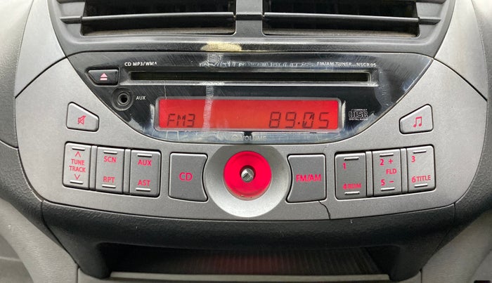 2010 Maruti A Star VXI, Petrol, Manual, 77,688 km, Infotainment system - Button has minor damage