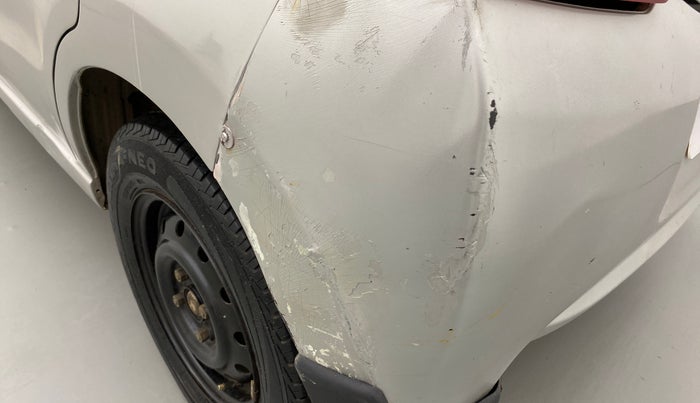 2010 Maruti A Star VXI, Petrol, Manual, 77,688 km, Rear bumper - Minor scratches