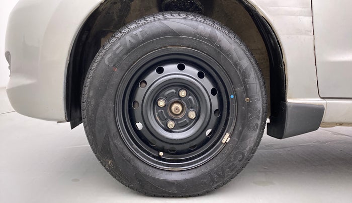 2010 Maruti A Star VXI, Petrol, Manual, 77,688 km, Left Front Wheel