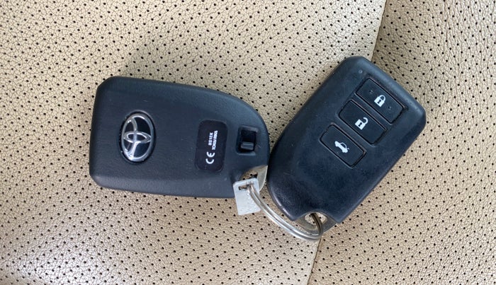 2020 Toyota YARIS VX CVT, Petrol, Automatic, 79,740 km, Key Close Up
