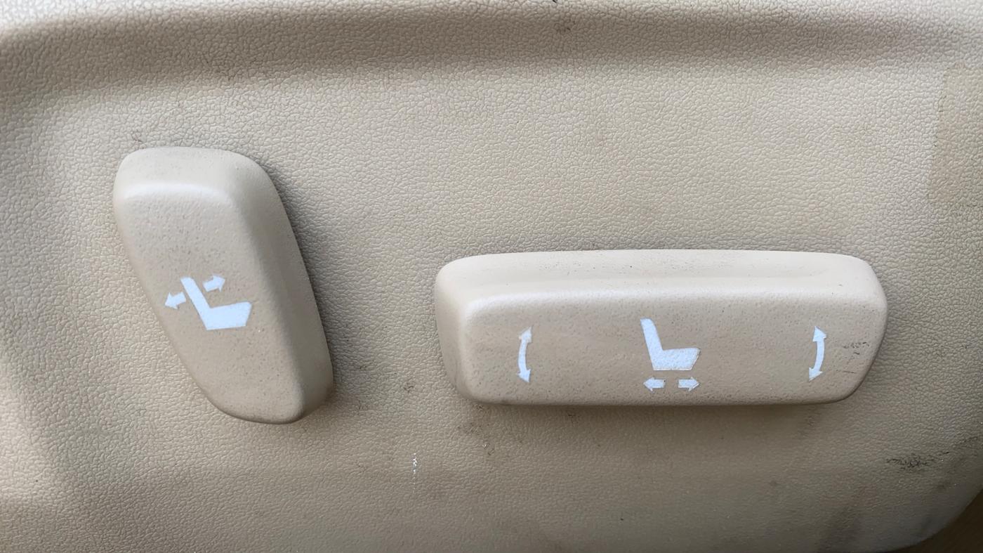 2020 Toyota YARIS VX CVT, Petrol, Automatic, 79,740 km, Driver Side Adjustment Panel