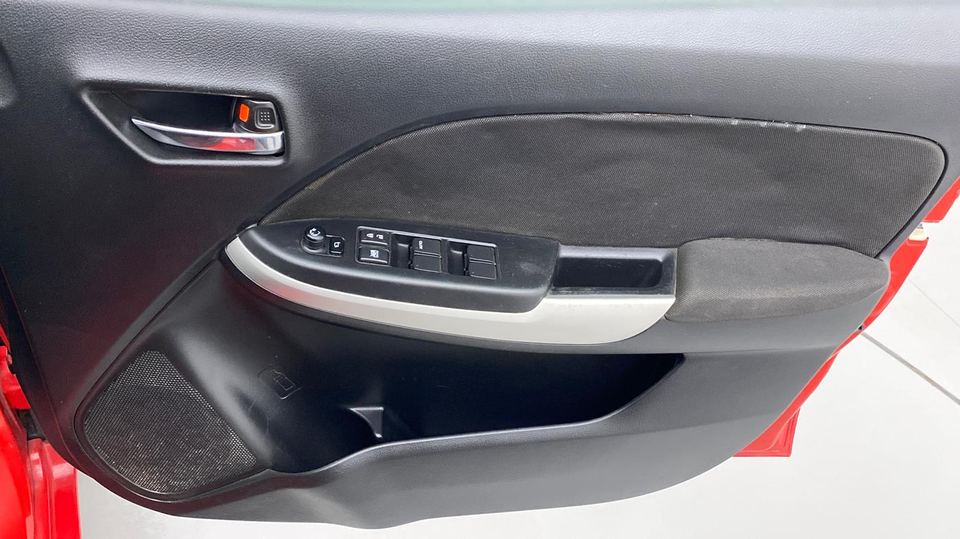 2016 Maruti Baleno ZETA CVT PETROL 1.2, Petrol, Automatic, 32,636 km, Driver Side Door Panels Control
