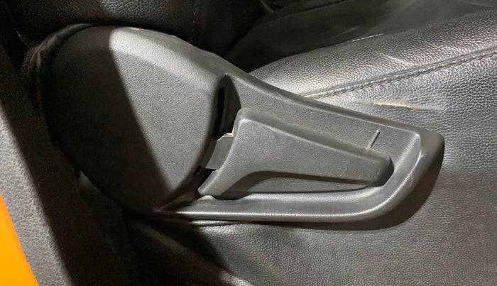 2019 Maruti S PRESSO VXI PLUS AMT, Petrol, Automatic, 42,450 km, Driver Side Adjustment Panel