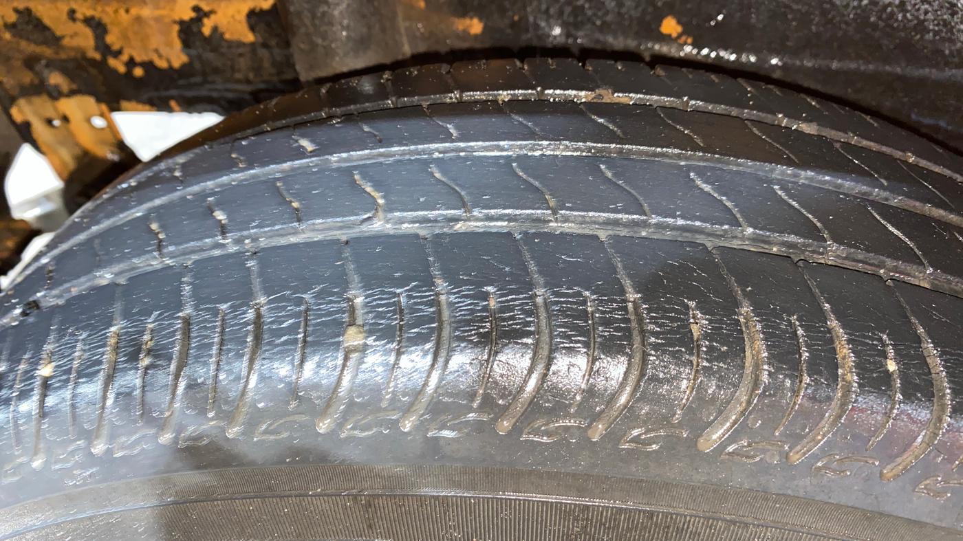 2019 Maruti S PRESSO VXI PLUS AMT, Petrol, Automatic, 42,450 km, Right Rear Tyre Tread