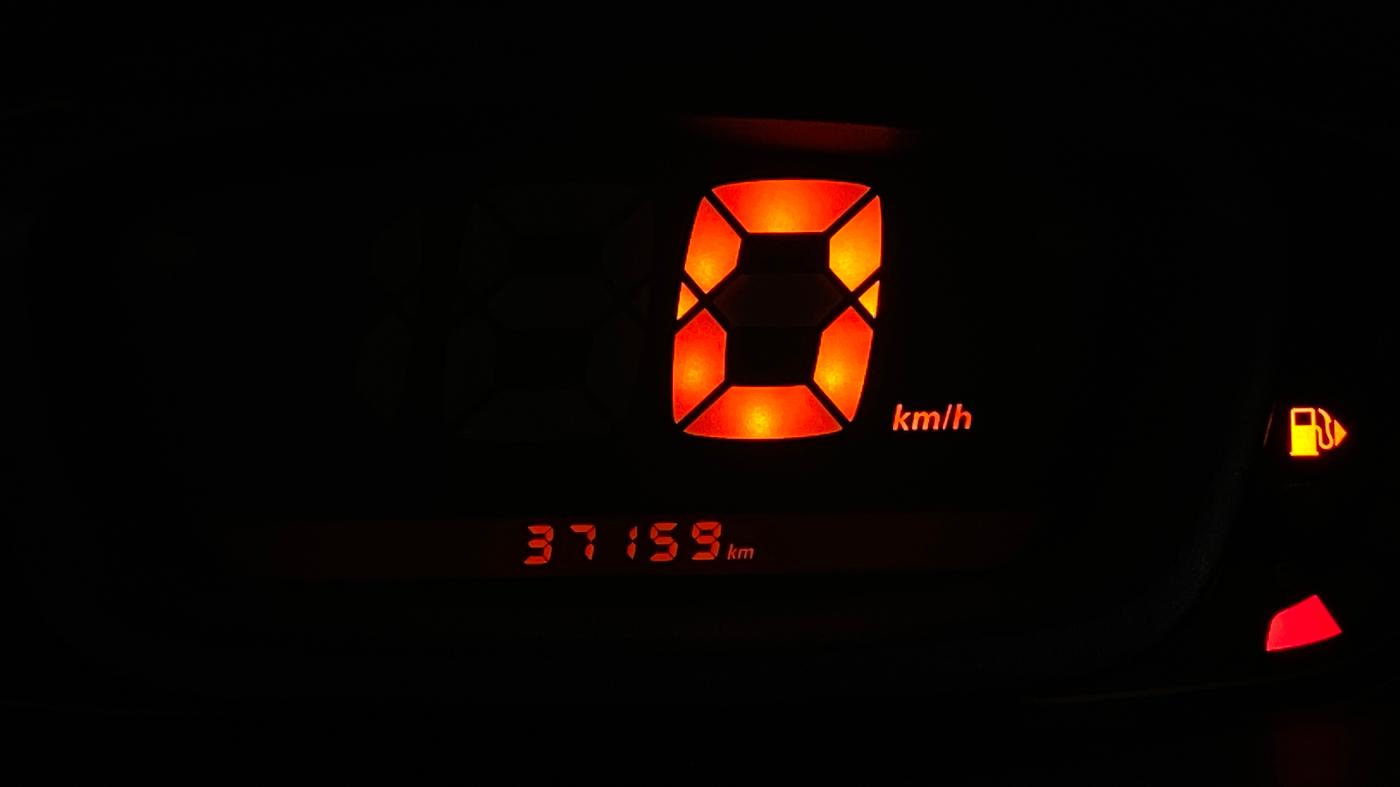 2019 Renault Kwid RXT 1.0 (O), Petrol, Manual, 37,150 km, Odometer Image