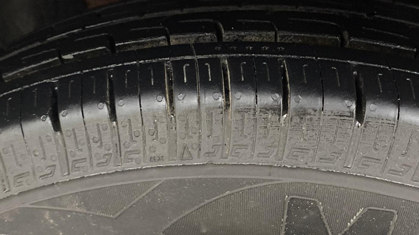 2019 Renault Kwid RXT 1.0 (O), Petrol, Manual, 37,150 km, Left Front Tyre Tread