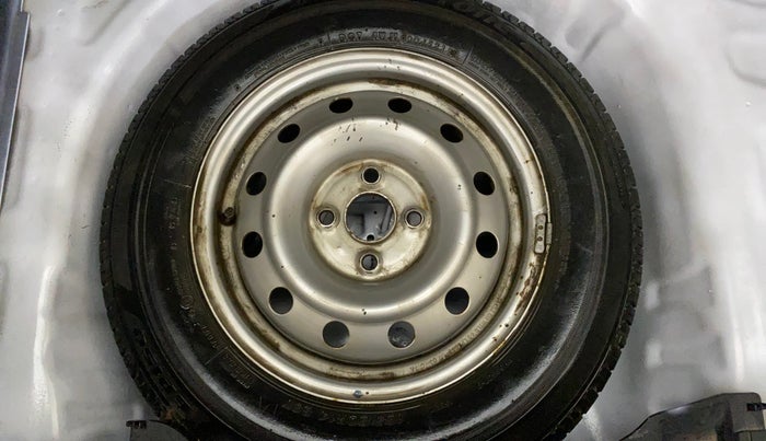 2019 Maruti Swift LXI, Petrol, Manual, 51,357 km, Spare Tyre