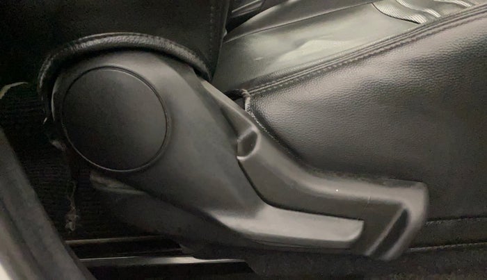 2019 Maruti Swift LXI, Petrol, Manual, 51,357 km, Driver Side Adjustment Panel