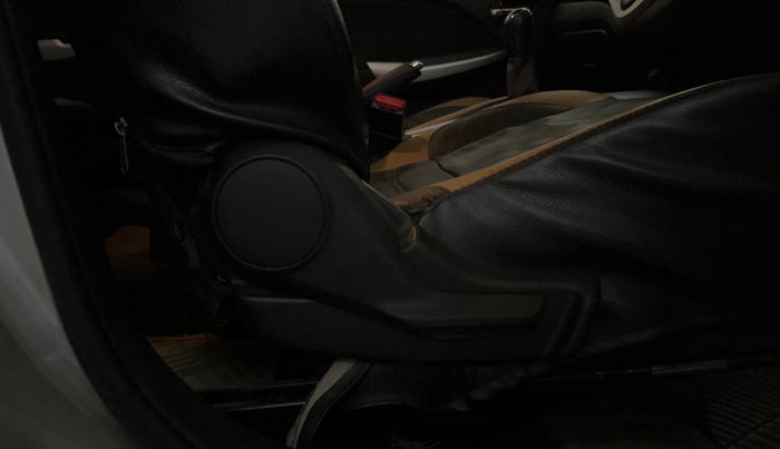 2017 Maruti Baleno DELTA PETROL 1.2, Petrol, Manual, 44,965 km, Driver Side Adjustment Panel