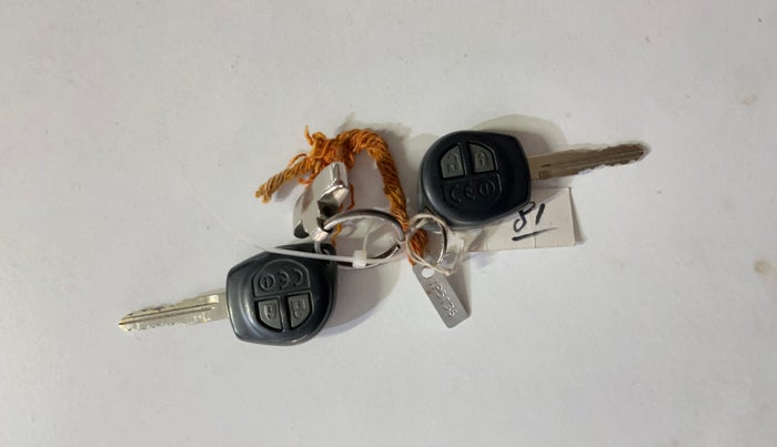 2017 Maruti Baleno DELTA PETROL 1.2, Petrol, Manual, 44,965 km, Key Close Up