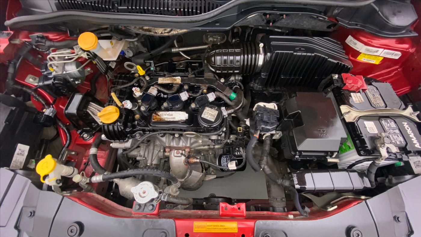 2020 Tata ALTROZ XZ 1.2, Petrol, Manual, 10,512 km, Open Bonet