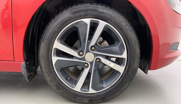 2020 Tata ALTROZ XZ 1.2, Petrol, Manual, 10,512 km, Right Front Wheel