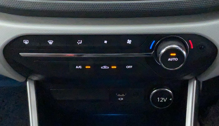 2020 Tata ALTROZ XZ 1.2, Petrol, Manual, 10,512 km, Automatic Climate Control