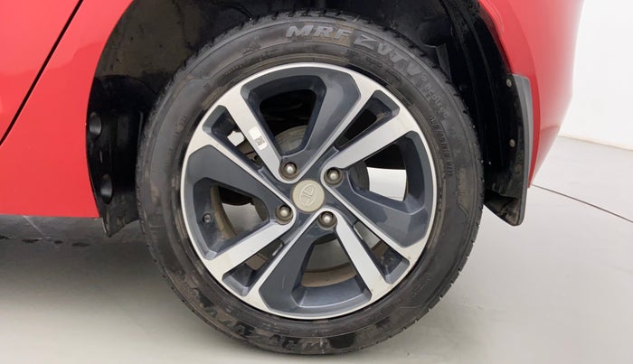 2020 Tata ALTROZ XZ 1.2, Petrol, Manual, 10,512 km, Left Rear Wheel