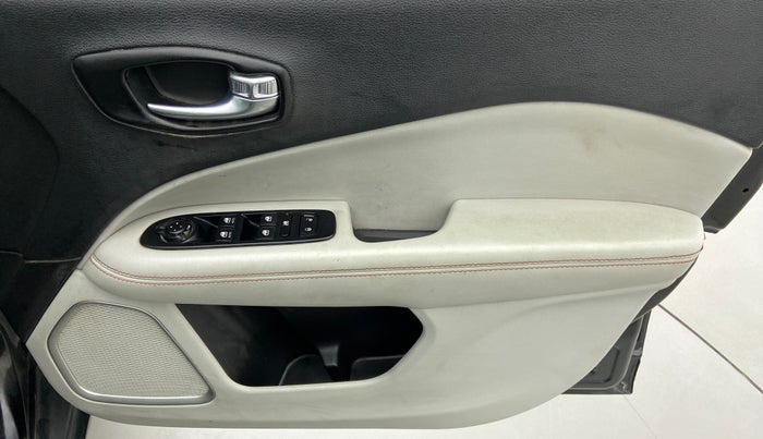 2018 Jeep Compass 2.0 LIMITED, Diesel, Manual, 47,385 km, Driver Side Door Panels Control
