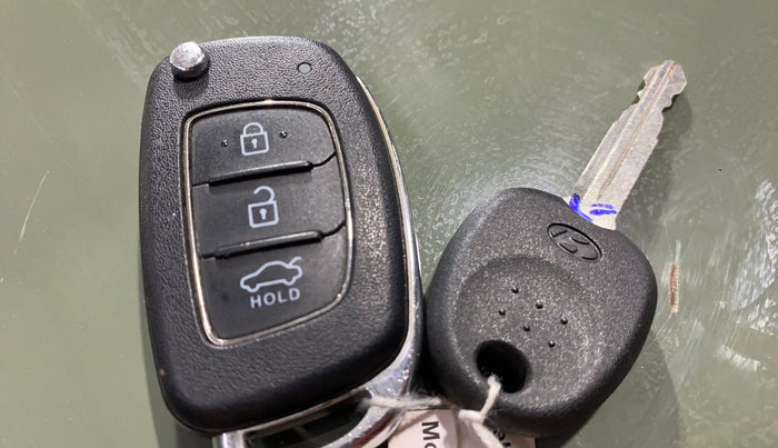 2023 Hyundai EXTER SX 1.2 MT, Petrol, Manual, 21,014 km, Key Close Up