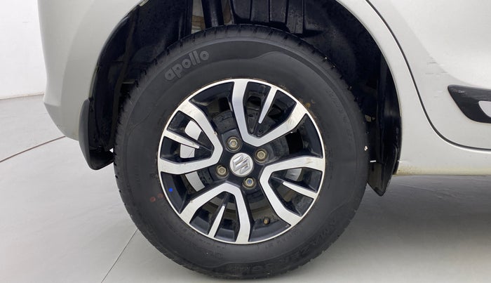 2021 Maruti Swift VXI D, Petrol, Manual, 13,705 km, Right Rear Wheel