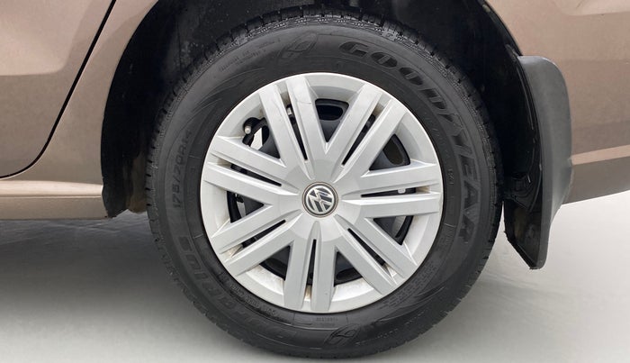 2019 Volkswagen Ameo TRENDLINE 1.0L, Petrol, Manual, 45,441 km, Left Rear Wheel