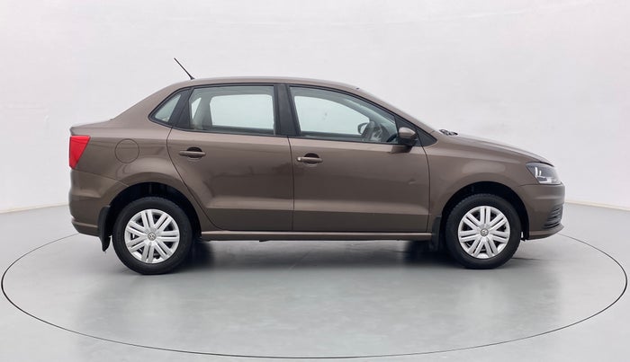 2019 Volkswagen Ameo TRENDLINE 1.0L, Petrol, Manual, 45,441 km, Right Side View