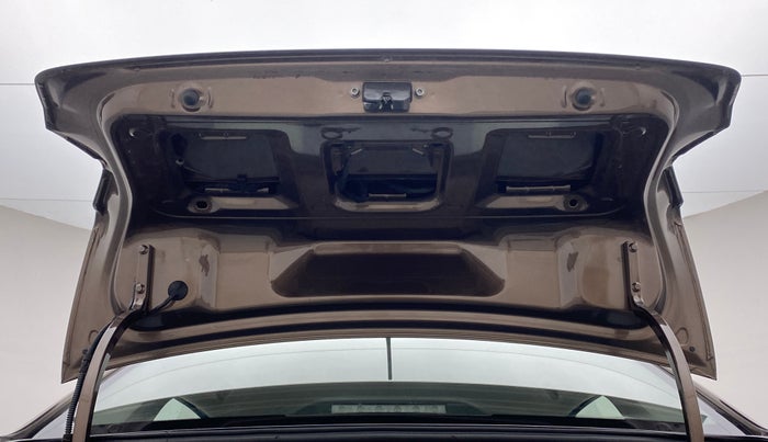 2019 Volkswagen Ameo TRENDLINE 1.0L, Petrol, Manual, 45,441 km, Boot Door Open