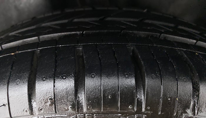 2019 Volkswagen Ameo TRENDLINE 1.0L, Petrol, Manual, 45,441 km, Left Rear Tyre Tread