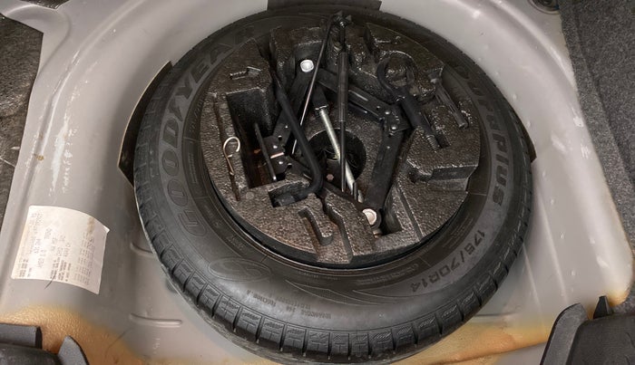 2019 Volkswagen Ameo TRENDLINE 1.0L, Petrol, Manual, 45,441 km, Spare Tyre