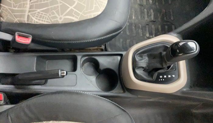 2015 Hyundai Grand i10 ASTA AT 1.2 KAPPA VTVT, Petrol, Automatic, 74,441 km, Gear Lever