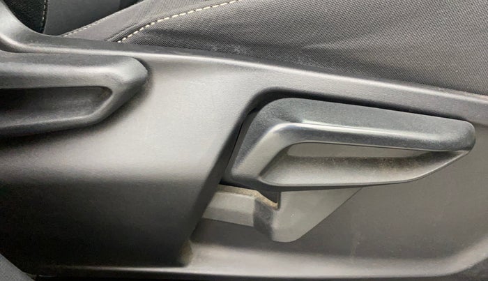 2024 Tata NEXON CREATIVE+ DCA 1.2 PETROL, Petrol, Automatic, 26,511 km, Driver Side Adjustment Panel