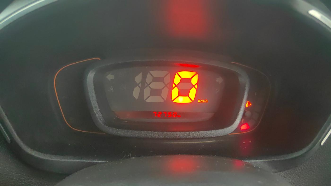 2018 Renault Kwid RXT 1.0, Petrol, Manual, 72,750 km, Odometer Image