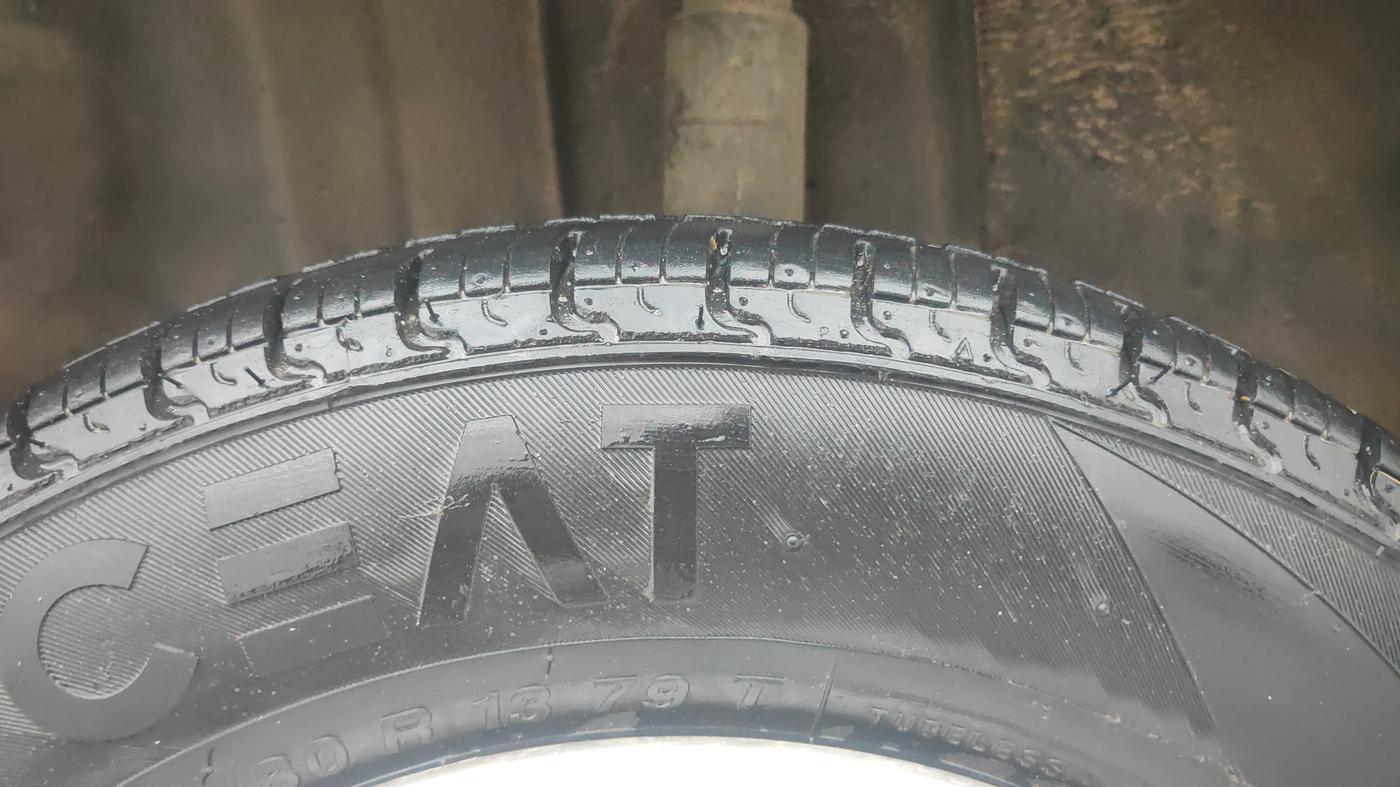 2018 Renault Kwid RXT 1.0, Petrol, Manual, 72,750 km, Left Rear Tyre Tread
