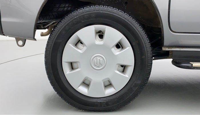 2021 Maruti Eeco 7 STR, Petrol, Manual, 12,174 km, Right Rear Wheel