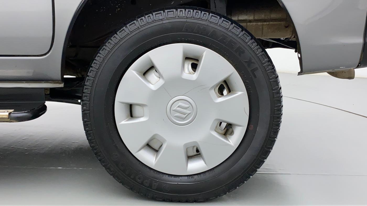 2021 Maruti Eeco 7 STR, Petrol, Manual, 12,174 km, Left Rear Wheel
