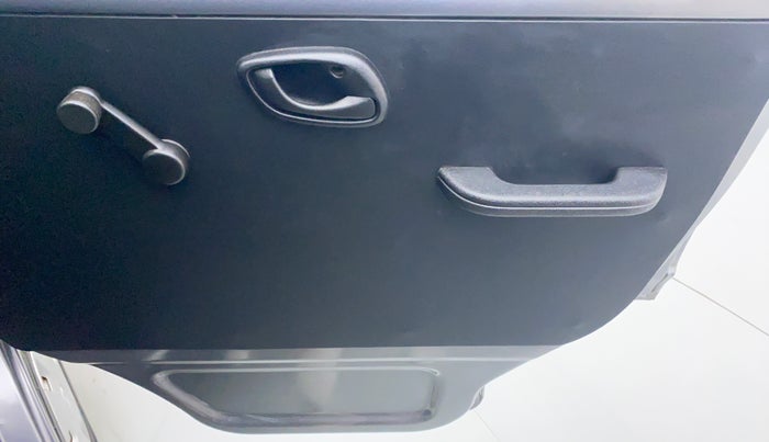 2021 Maruti Eeco 7 STR, Petrol, Manual, 12,174 km, Driver Side Door Panels Control
