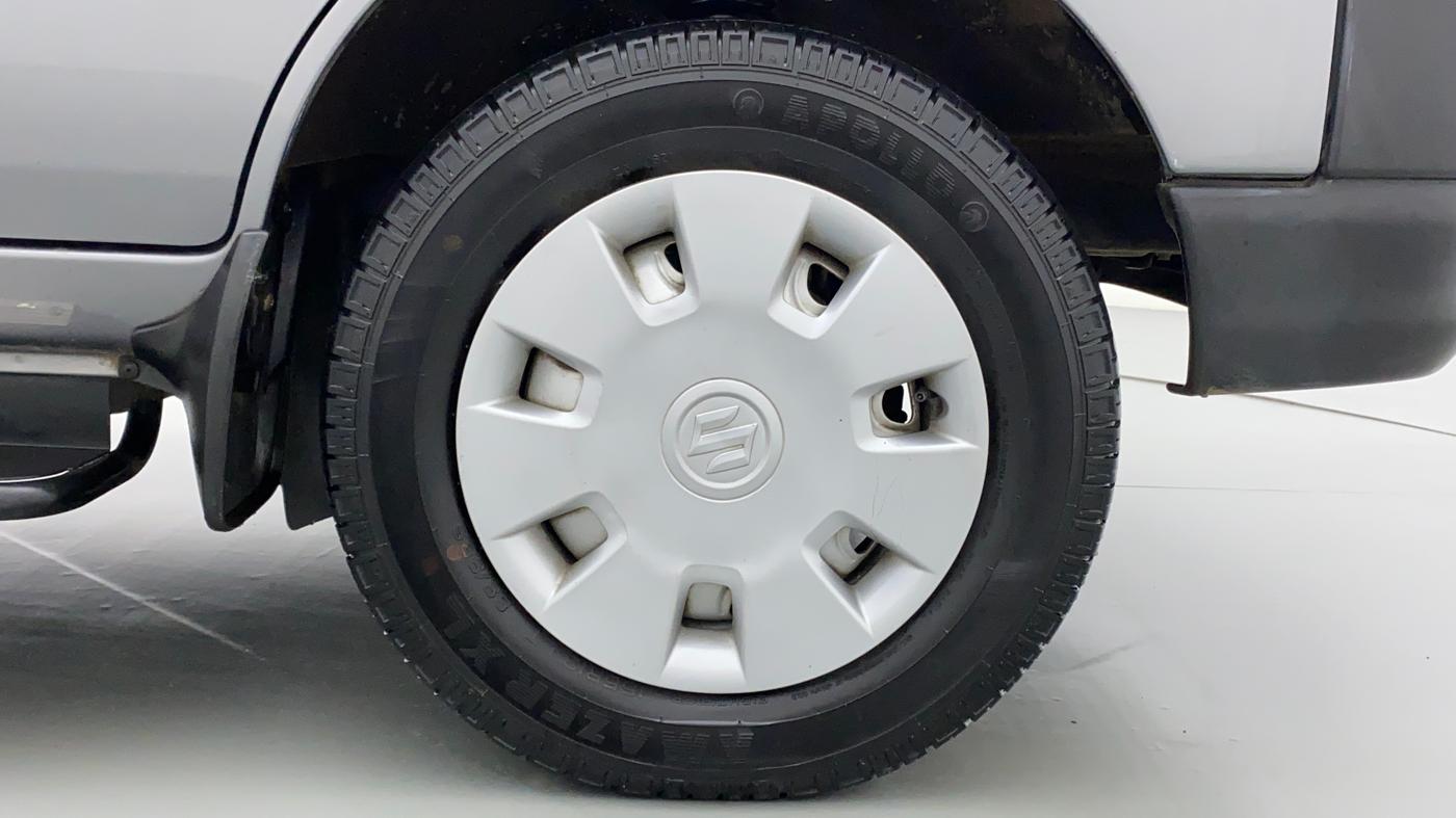 2021 Maruti Eeco 7 STR, Petrol, Manual, 12,174 km, Right Front Wheel