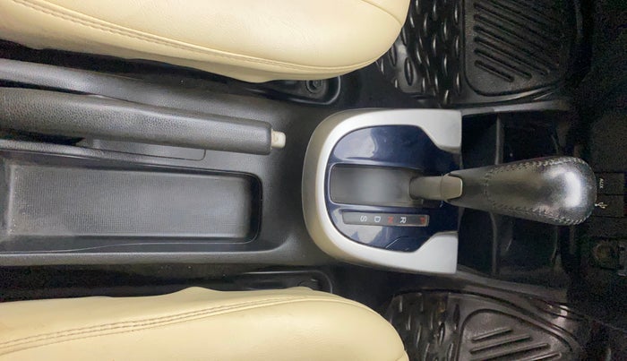 2015 Honda Jazz 1.2L I-VTEC V AT, Petrol, Automatic, 83,651 km, Gear Lever