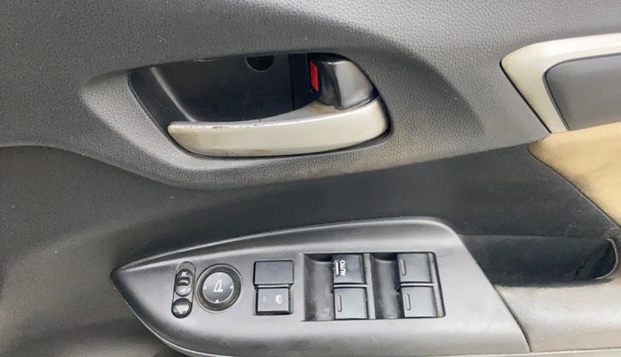 2015 Honda Jazz 1.2L I-VTEC V AT, Petrol, Automatic, 83,651 km, Driver Side Door Panels Control