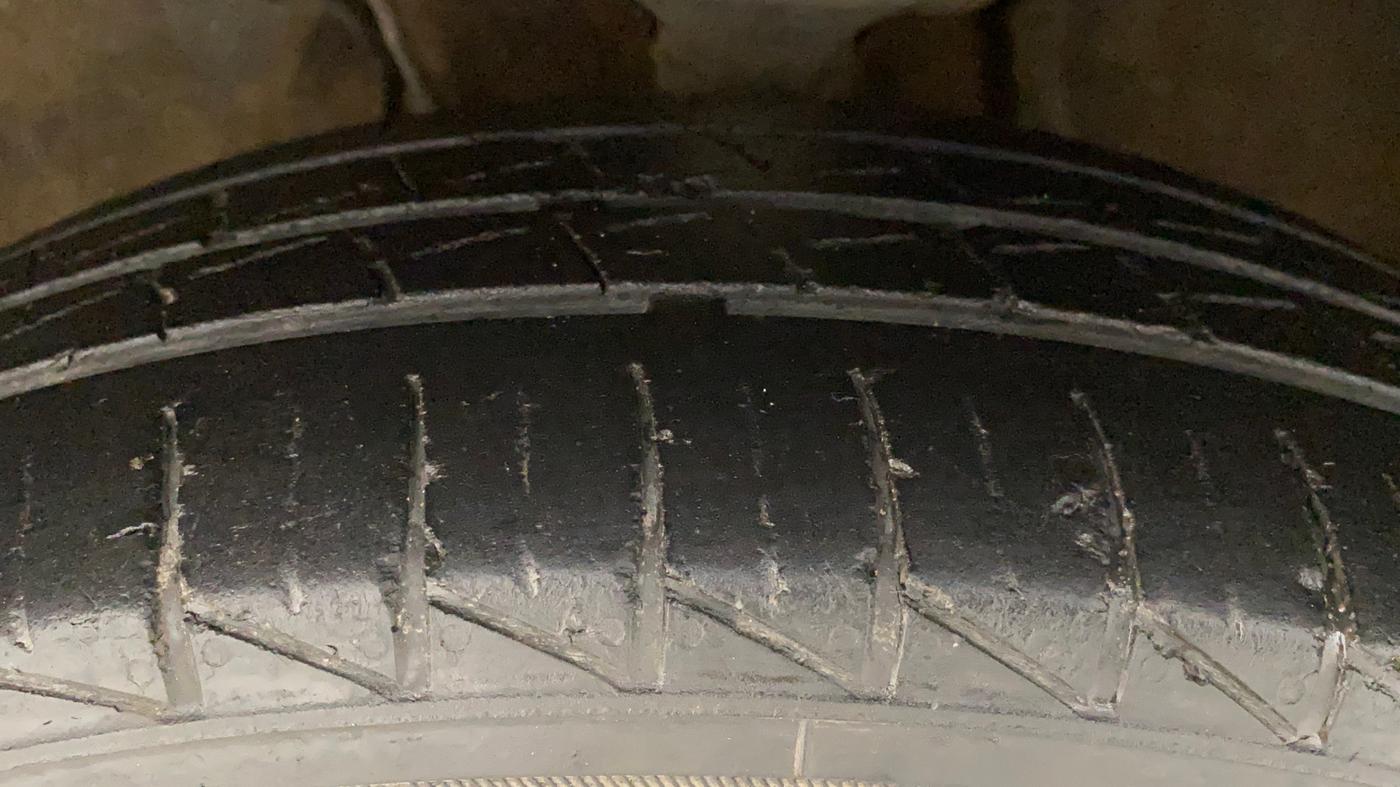 2020 Maruti Alto VXI, Petrol, Manual, 26,085 km, Left Front Tyre Tread