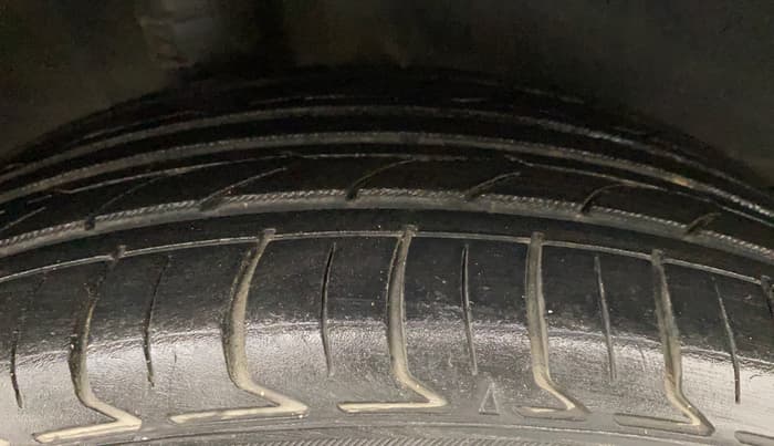 2013 Nissan Micra XV CVT, Petrol, Automatic, 72,582 km, Right Rear Tyre Tread