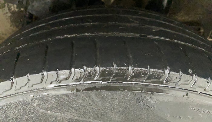 2021 Hyundai VENUE SX 1.0 TURBO IMT, Petrol, Manual, 43,632 km, Left Rear Tyre Tread