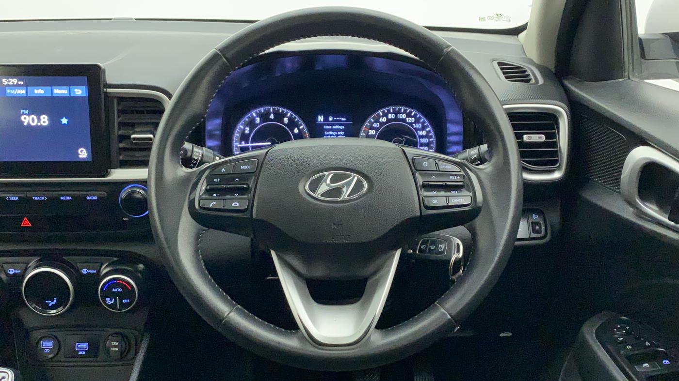 2021 Hyundai VENUE SX 1.0 TURBO IMT, Petrol, Manual, 43,632 km, Steering Wheel Close Up