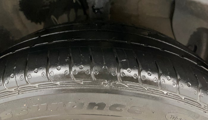 2023 Hyundai GRAND I10 NIOS SPORTZ 1.2 KAPPA VTVT, Petrol, Manual, 35,566 km, Right Front Tyre Tread