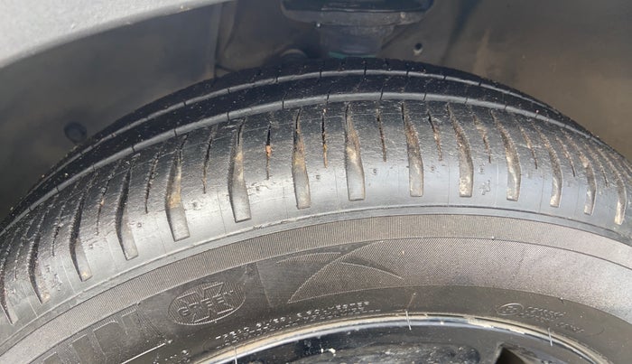 2018 Maruti IGNIS ALPHA 1.2 AMT, Petrol, Automatic, 1,19,014 km, Left Front Tyre Tread
