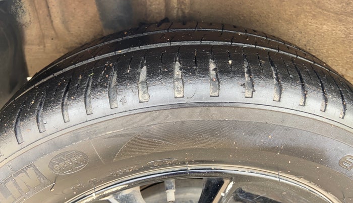 2018 Maruti IGNIS ALPHA 1.2 AMT, Petrol, Automatic, 1,19,014 km, Right Rear Tyre Tread