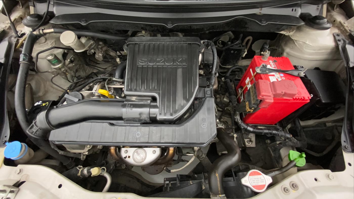 2014 Maruti Swift Dzire VXI, Petrol, Manual, 94,912 km, Open Bonet