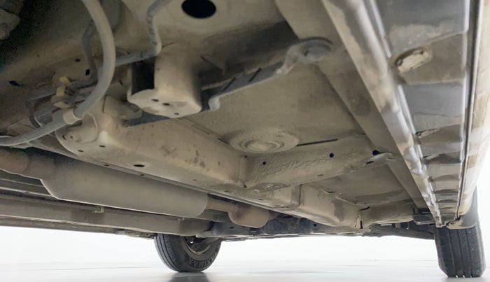 2014 Maruti Swift Dzire VXI, Petrol, Manual, 94,912 km, Right Side Underbody