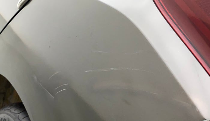 2017 Honda Jazz 1.5L I-DTEC V, Diesel, Manual, 1,05,697 km, Left quarter panel - Minor scratches